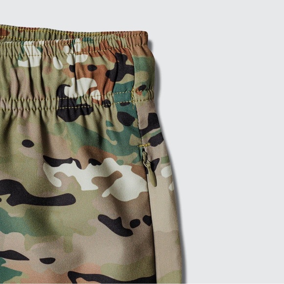 Women's Multicam Training Shorts 3" + Standard Liner - Picture 4 of 5